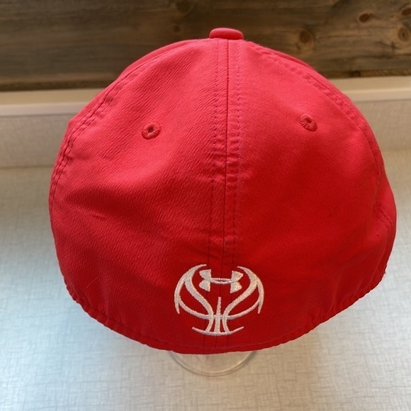 Under Armour Hat - Picture 4 of 10